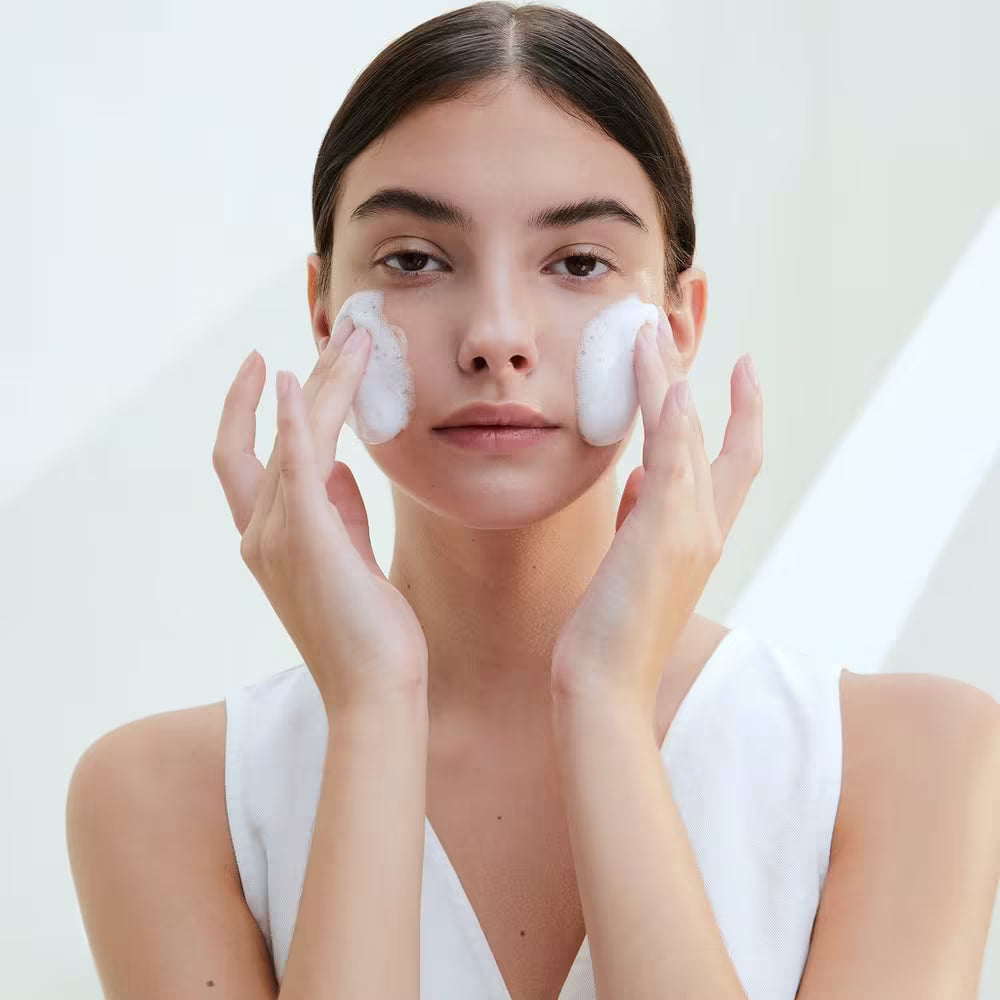 SKIN1004 Madagascar Centella Tone Brightening Cleansing Gel Foam